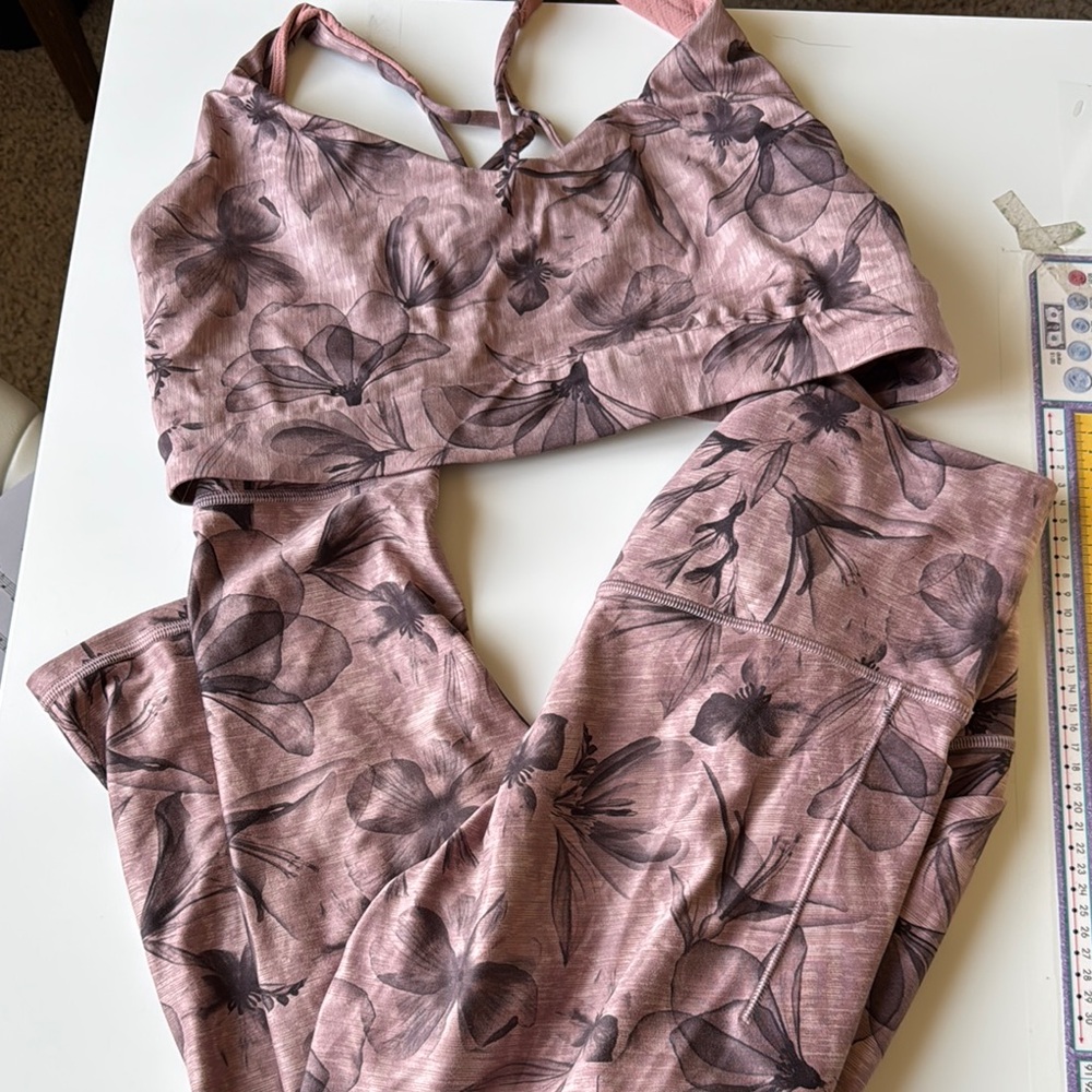 Athleta Floral Pink Sports Bra and Leggings Set
